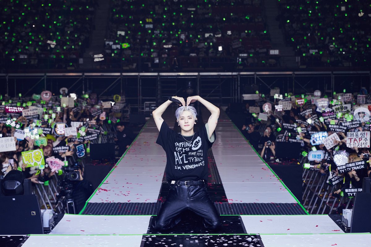 The stage is a magic circle where only the most real things happen, a neutral territory outside the jurisdiction of Fate where stars may be crossed with impunity. A massive thanks to NCZTEN, i was able to perform comfortably.