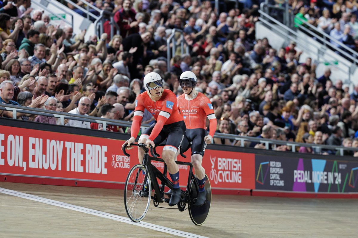 Nationals ☑️ 🥇 🥈 Great few days of racing in the bag! Extremely happy how we rode today, to take the win in the sprint after a not so great Qualifying! Excited to build on this now and see what the year brings 🫡 #sprint #tandem #paracycling #visuallyimpaired #gold #silver