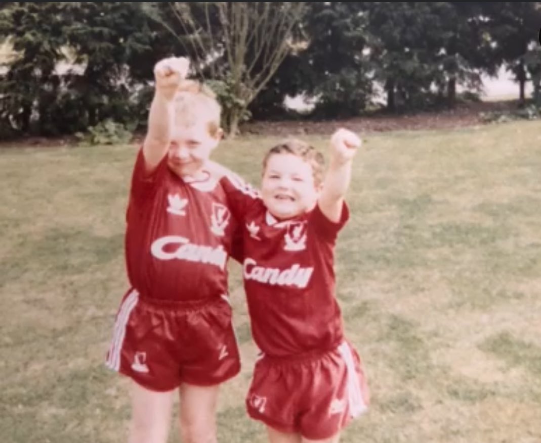 Had to bring out this classic picture after today’s result. Many years ago ha ha 
Me and my brother in the classic Candy @LFC kit and the bloody extra short shorts haha 
#LiverpoolFC #LIVCHE #EFLCup 
❤️❤️

Be You. Do You. For You. ❤️

#danielsjourney #beyoudoyouforyou…