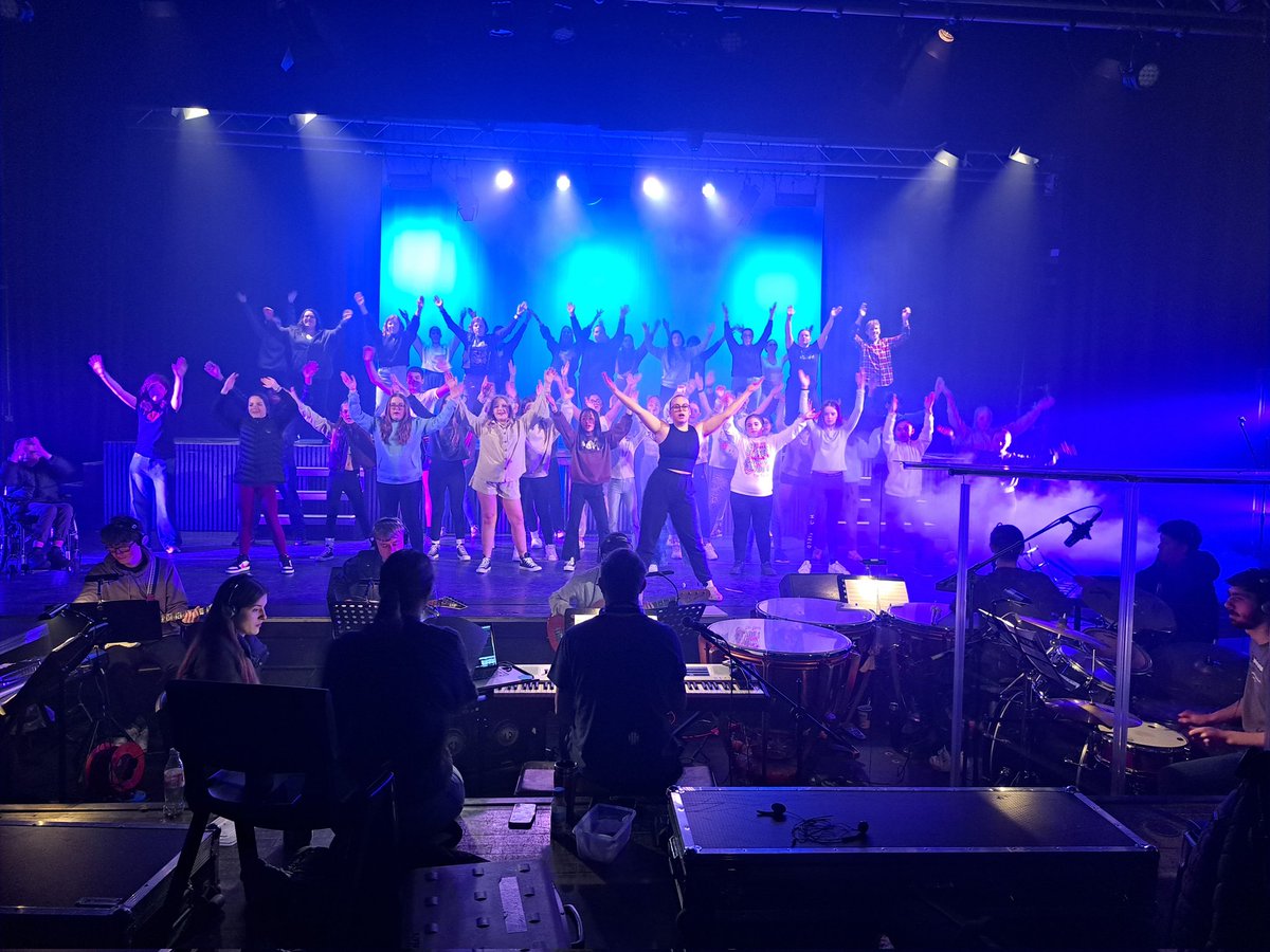 SMCHull (@smchull) on Twitter photo The stage is set.
Well done to all involved in today's tech rehearsal and band call for #WeWillRockYou 2024.
Opening Wednesday night!
Get your tickets here:
ticketsource.co.uk/smchull
<a href="/SMCPerfArts/">SMC Performing Arts</a> The stage is set.
Well done to all involved in today's tech rehearsal and band call for #WeWillRockYou 2024.
Opening Wednesday night!
Get your tickets here:
ticketsource.co.uk/smchull
<a href="/SMCPerfArts/">SMC Performing Arts</a>