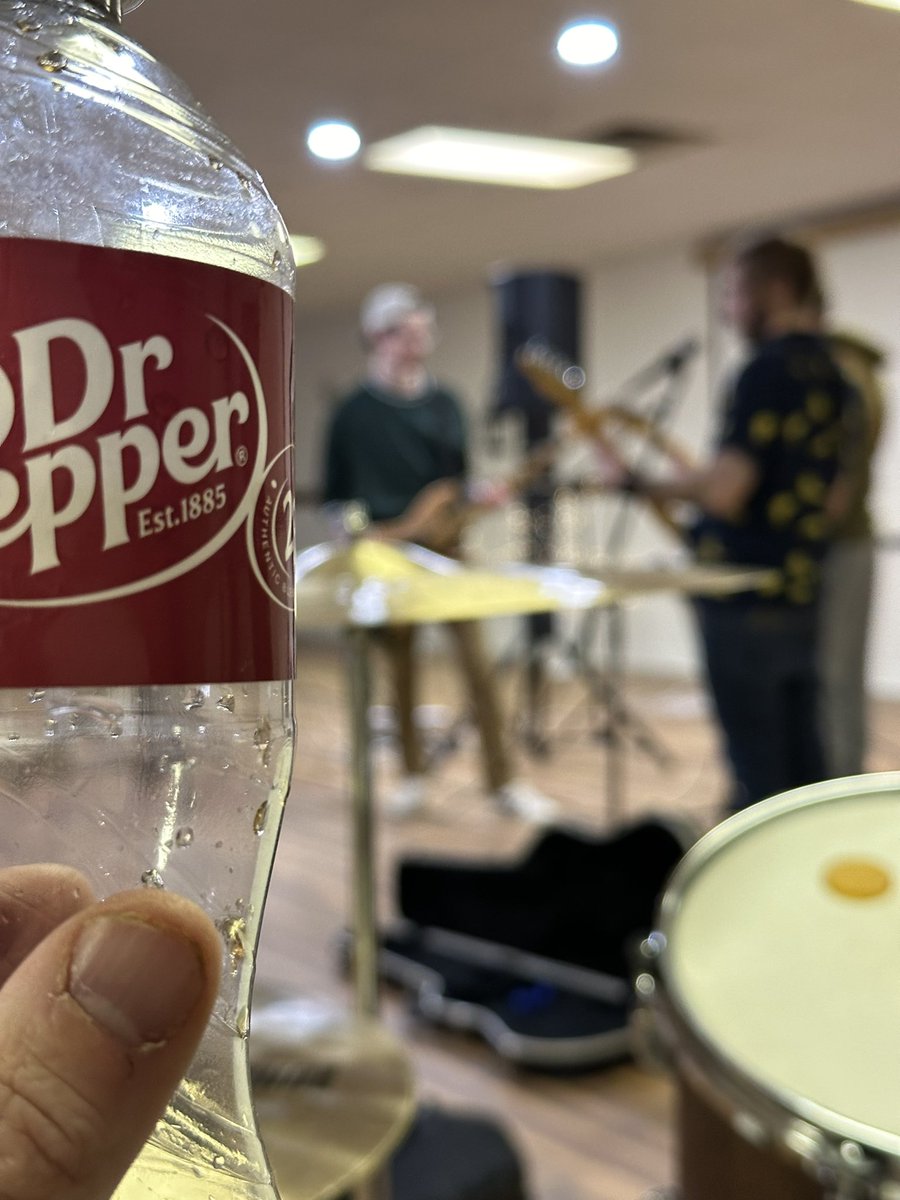 simmerpa's tweet photo. Man I love Dr Pepper https://t.co/BemXYIyVs5