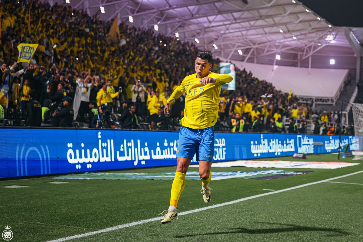 AlNassrFC's tweet photo. حضـرو .. فأسعدهم 🤩 https://t.co/qrUt1H0fPA
