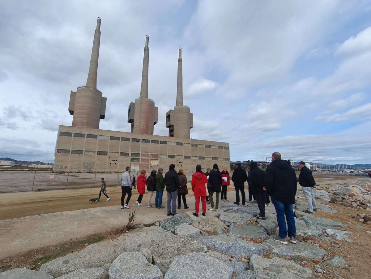 Avui nova visita al litoral del Besòs guiada per la Plataforma de les <a href="/3Xemeneies/">3Xemeneies</a> com a recompensa i agraïment als nostres mecenes del #Goteo3X
#SalvemLitoral3X