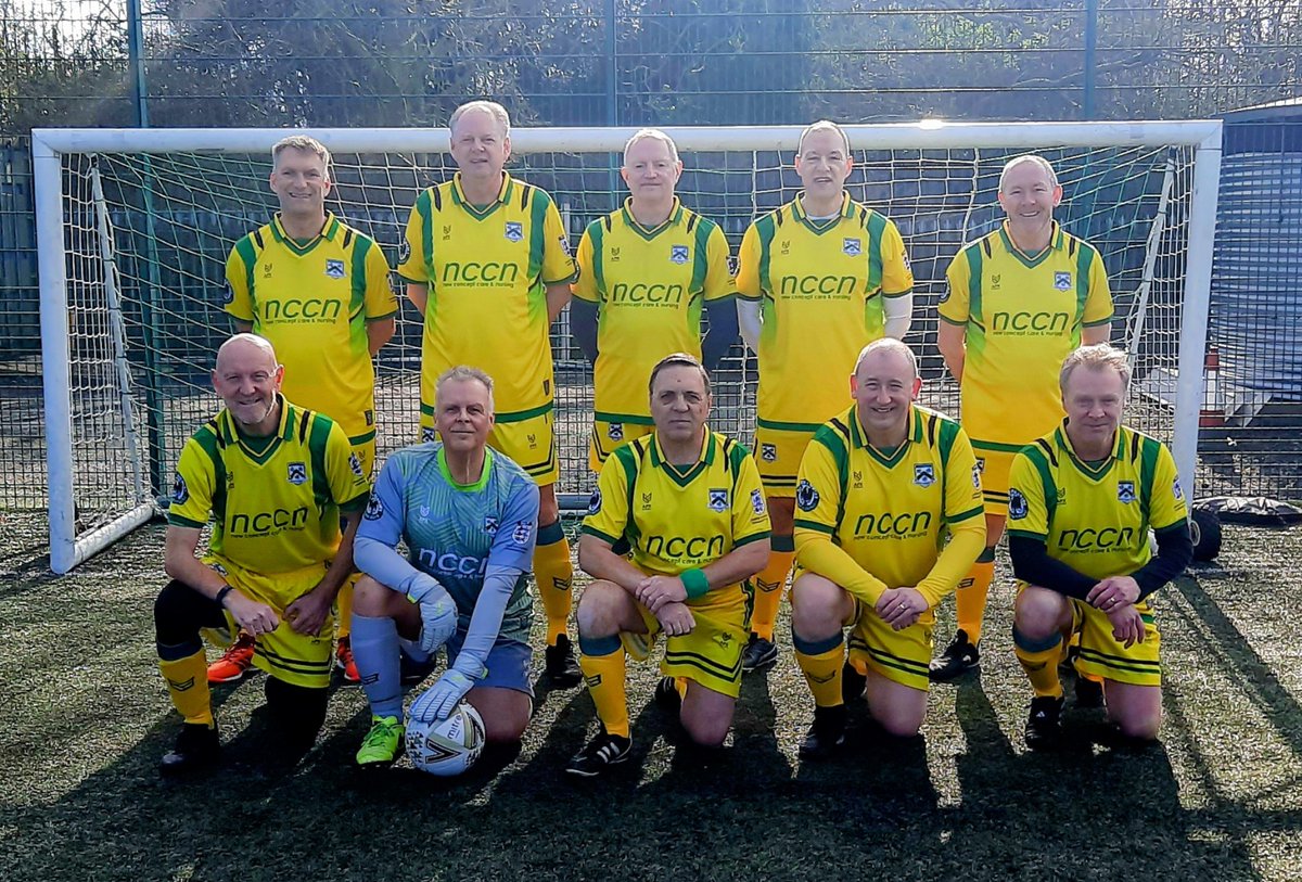 This team represents a small group of more than 40 players making up @WalkingFerriby If you're 50+ 60+ 70+ and want to play football and meet like-minded people, contact us. Thanks to support from @north_ferribyfc and to nccn.org.uk @CHCPHull & @SmailesGoldie