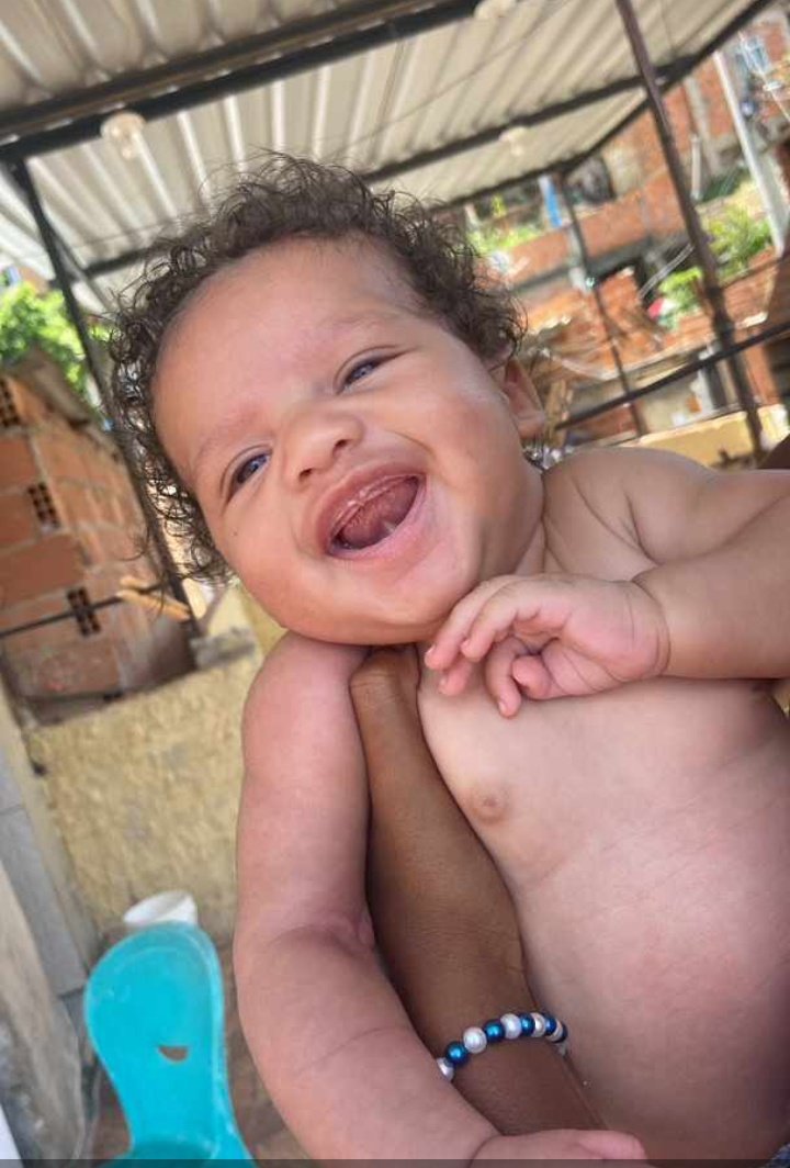 Fernand84520135's tweet photo. Eu sou apaixonada por você.. 😍 https://t.co/nWuF6Q27Ys