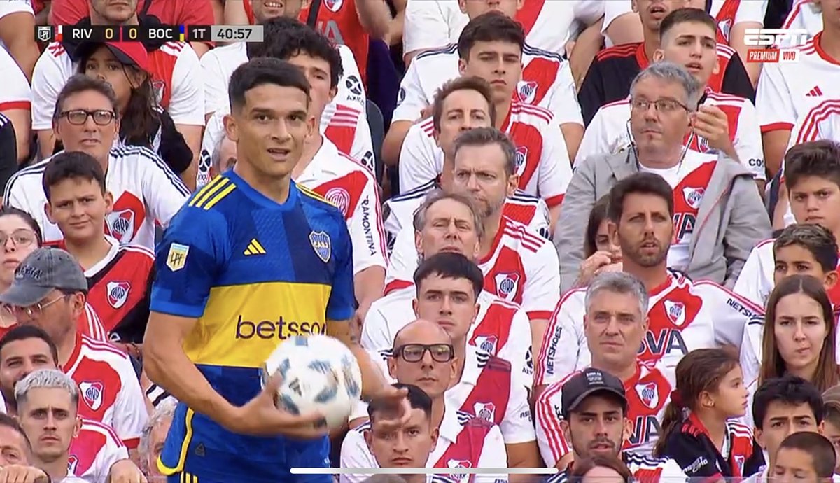 no sabia que en el monumental también se jugaba el congelados