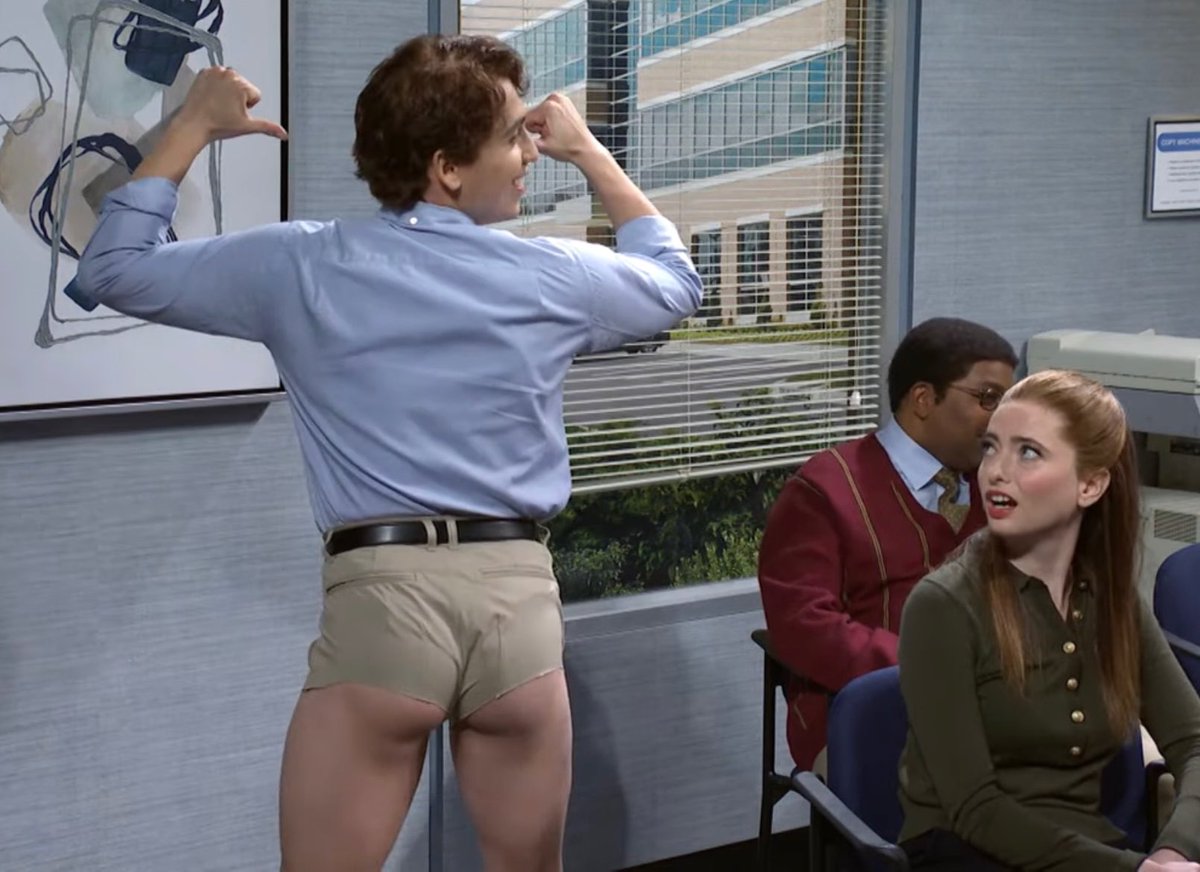 Neil_McNeil's tweet photo. Here’s a picture of Marcello Hernandez’s ass from last night’s SNL so you don’t have to watch that God awful episode. https://t.co/68P7V77w9c