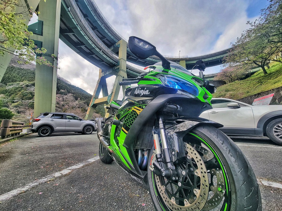 ZX10R_14_19 tweet picture