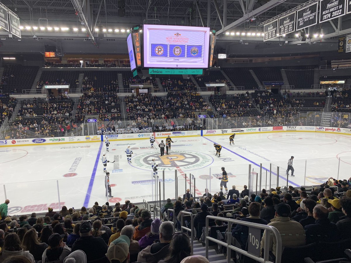 End of the 1st period down here in Providence is the Cleveland Monsters 2 - Providence Bruins 1.