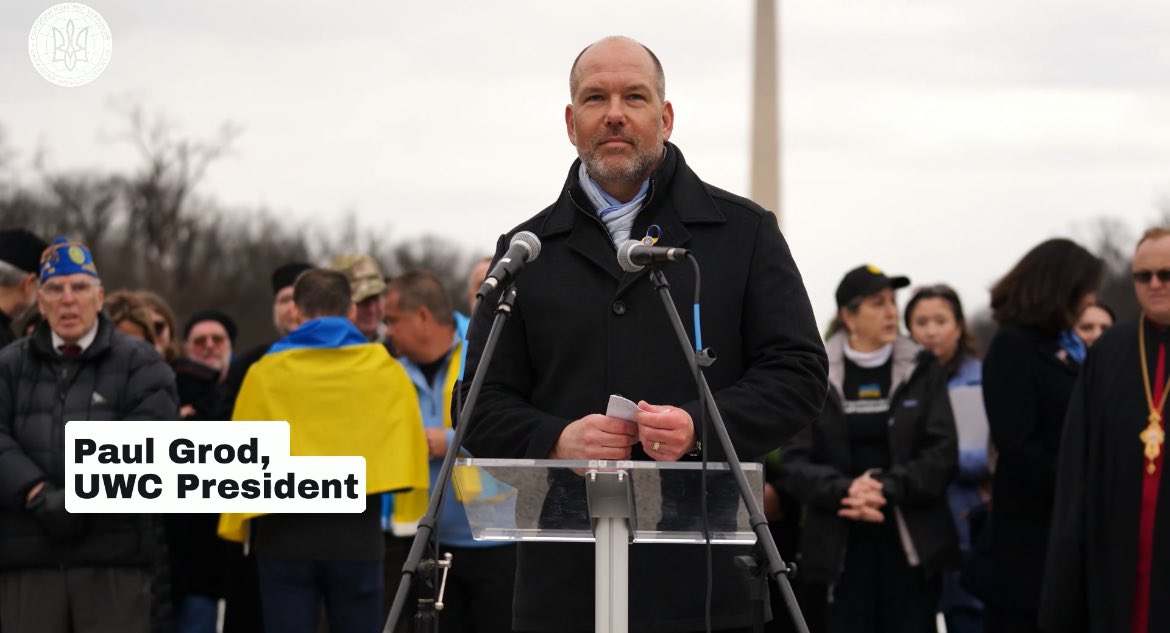 During his speech at the #StandWithUkraine rally in #WashingtonDC, the UWC President @PaulMGrod effectively debunked main #UkraineRussiaWar myths and called on the world to keep standing with #Ukraine until victory over the brutal #Russian occupiers. 🎥youtu.be/Ch38VWInURw?si…