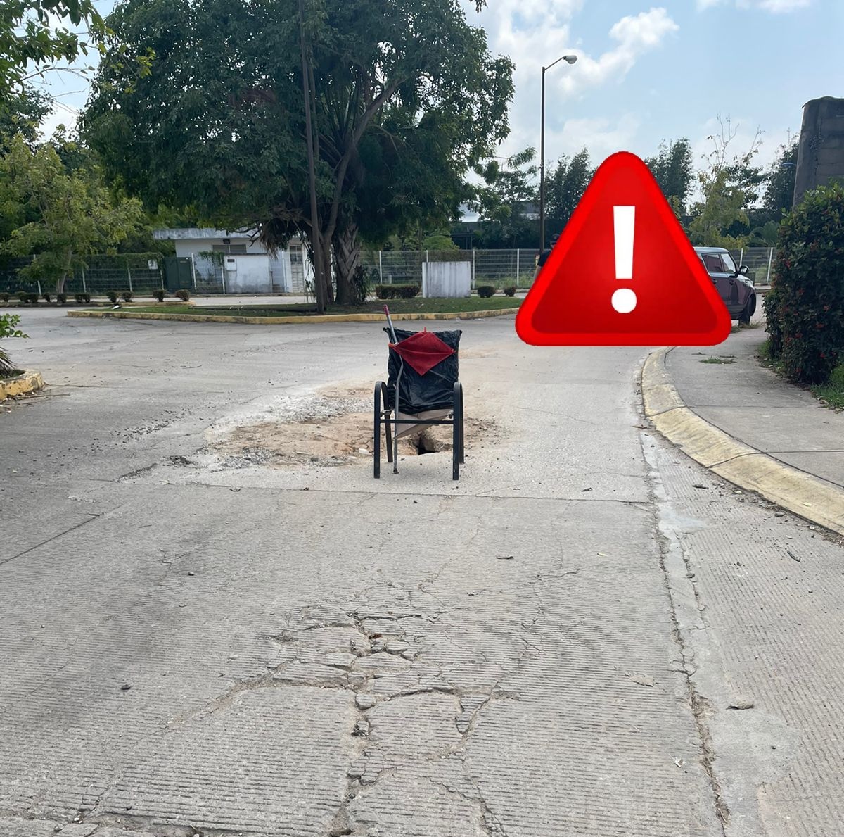 chelo_carrera's tweet photo. Buena tarde Mtra. @YolandaOsunaH usted considera que esto pueda ser reparado por el ayuntamiento que usted dignamente dirige?? @SASCentroOfic @AtencionCentro @xevtfm @DiarioPresente @TabascoHOY https://t.co/BOgYsF4FbE