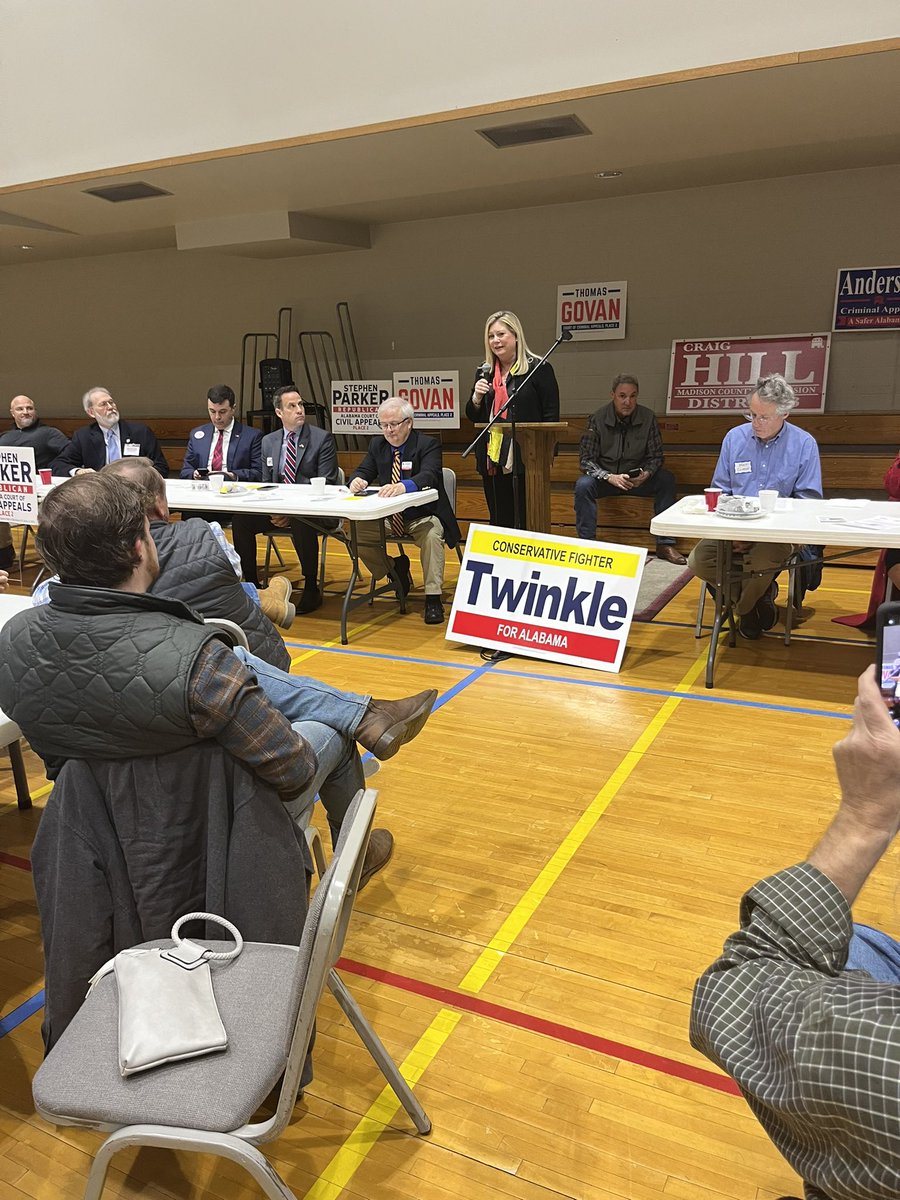 Twinkle Andress Cavanaugh tweet media