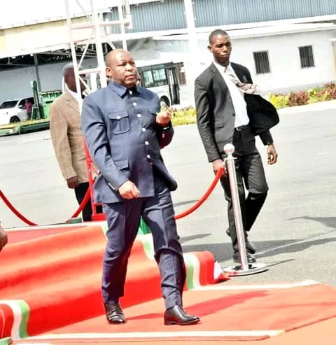 Uyumusi kw'itariki ya 25 ruhuhuma  niho samurarwa wacu G.M Never yaganutse ava mugihugu ca Namibie ahoyariyagiye gushingurana iteka uwahoze arongoye icogihugu. Never wacu IMANA imuhezagire kumutima mwiza yifitiye