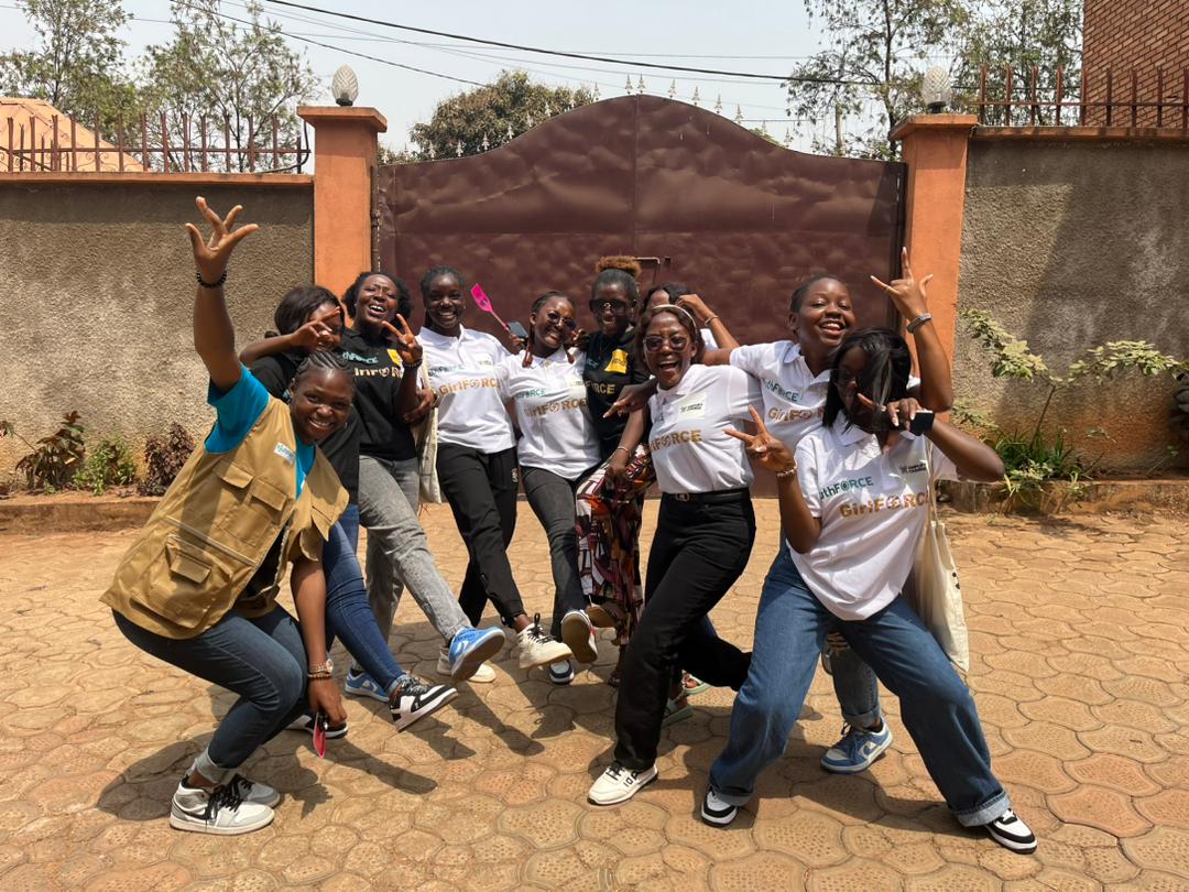MakuchiNfah's tweet photo. Empowering young and beautiful ladies by advocating against Sexual & Gender based violence
It's the end of the phase one of the Quarterly Capacity Strengthening workshop💪🏽
It was a very interesting and insightful experience
#GirlForce
#ENDRAPE
#YouthFORCE https://t.co/NUYWF5Dwi9
