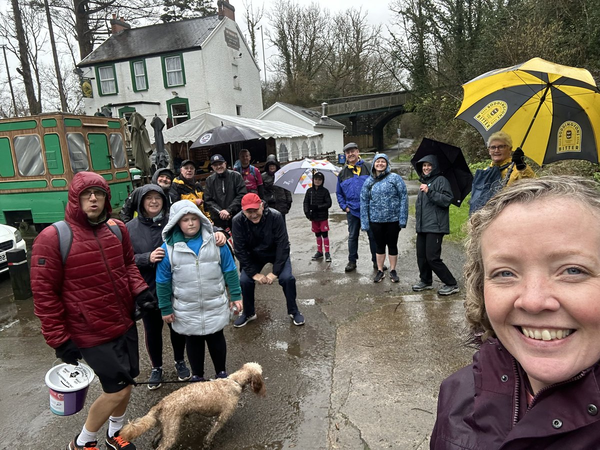 We did it! 🙌👊🏻

18.6km walk from my home in Pontarddulais to Swansea Singleton Hospital ☔️ raising money for Chemotherapy Day Unit <a href="/SBHealthCharity/">Swansea Bay Health Charity 💙</a> 

Thank you to EVERYONE 💕who supported &amp; donated to the fundraiser event, much appreciated a Diolch 🙌😀

justgiving.com/page/rhian-dav…