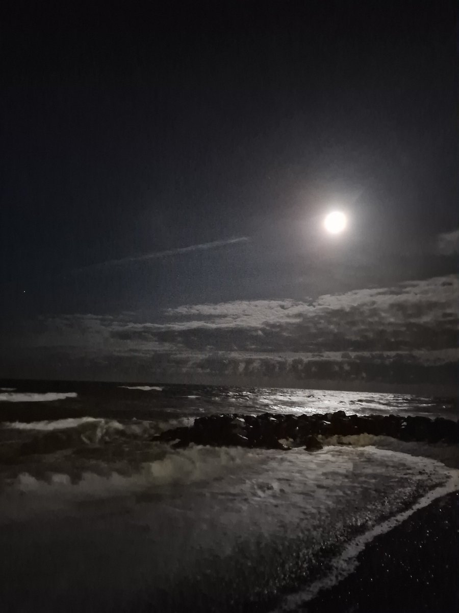 Windy one in Bray tonight.