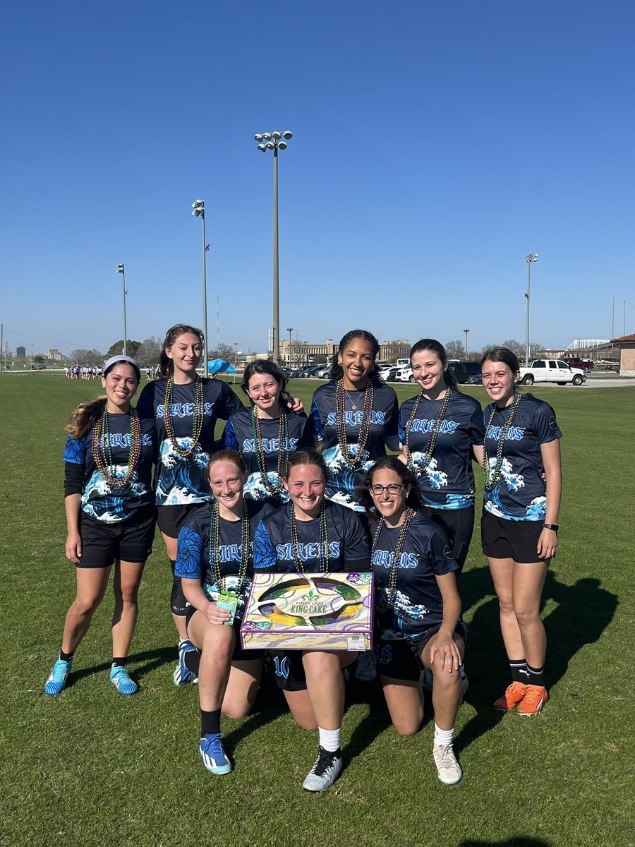KING CAKE FOR SIRENS!!!💜💛💚
AMAZING game against Trinity Altitude with a 8-6 win!!