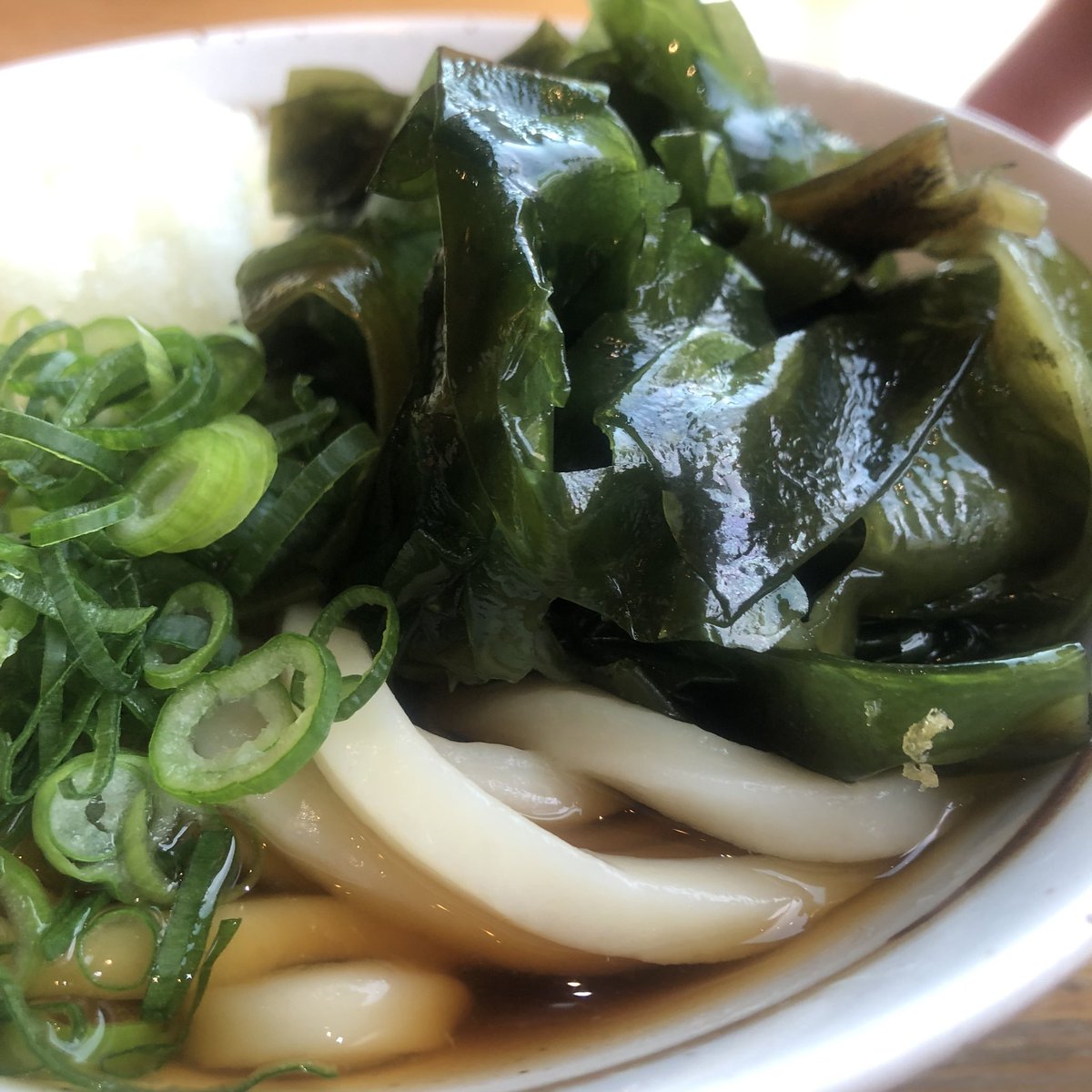 本日2月26日(月)
臨時休業です。

instagram.com/p/C3yUNCFSiOj/

#長く愛されるうどん屋  #うどん好き　
#同じ釜の飯　#うどん讃香　
#慶応仲通　#建築会館　
#田町ランチ　#田町うどん　

皆様
美味しいもの
食べられますように🙏✨