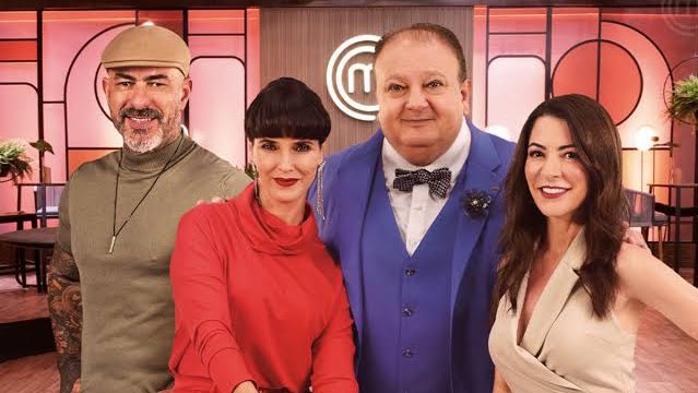 4 marcas já fecharam e estarão patrocinando as duas temporadas de 2024 do #MasterChefBR. A de amadores estreará dia 7 de maio. A de profissionais (agora sobre confeitaria), apenas em outubro.

ℹ️ Flávio Ricco