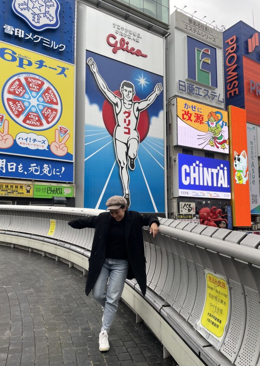 久々のフルアテンドでまさかの出くわし! LoL! 

"เมื่อโลกเหวี่ยงให้เรามาเจอกัน" 

ความดีใจระดับคุณกุลิโกะเข้าเส้นชัย