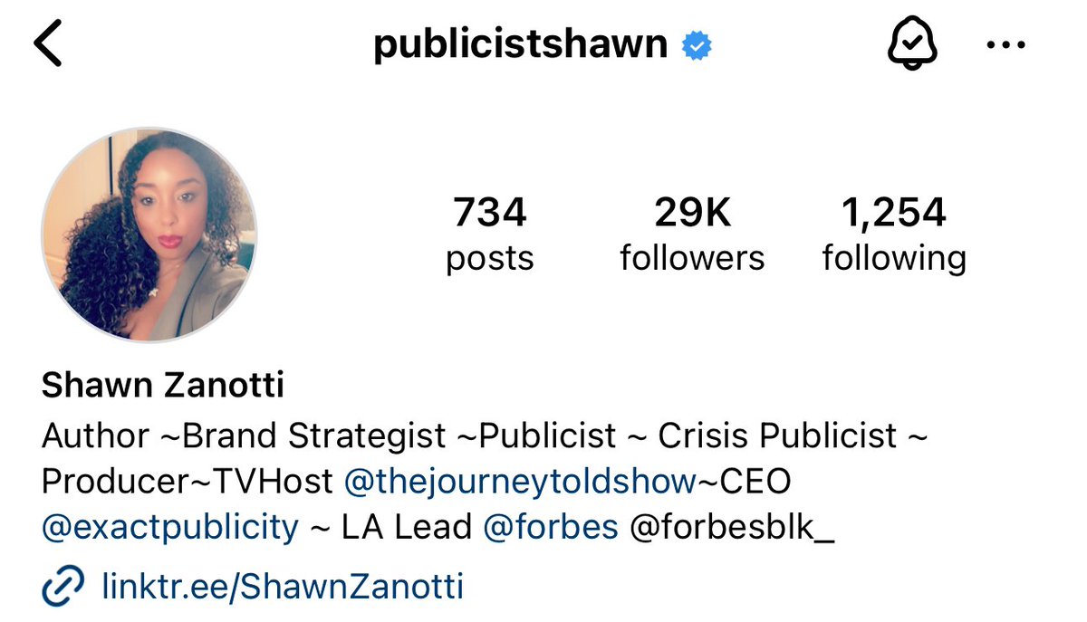 This is #WendyWilliams publicist bio on instagram. Now she’s a tv host and producer? Screams desperation to me.