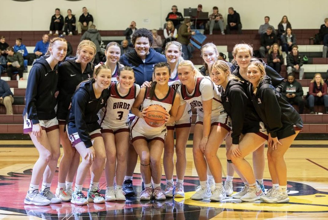 Thank you <a href="/DPGirlsBB/">De Pere Girls BBall</a> for the best ride.
#13❤️