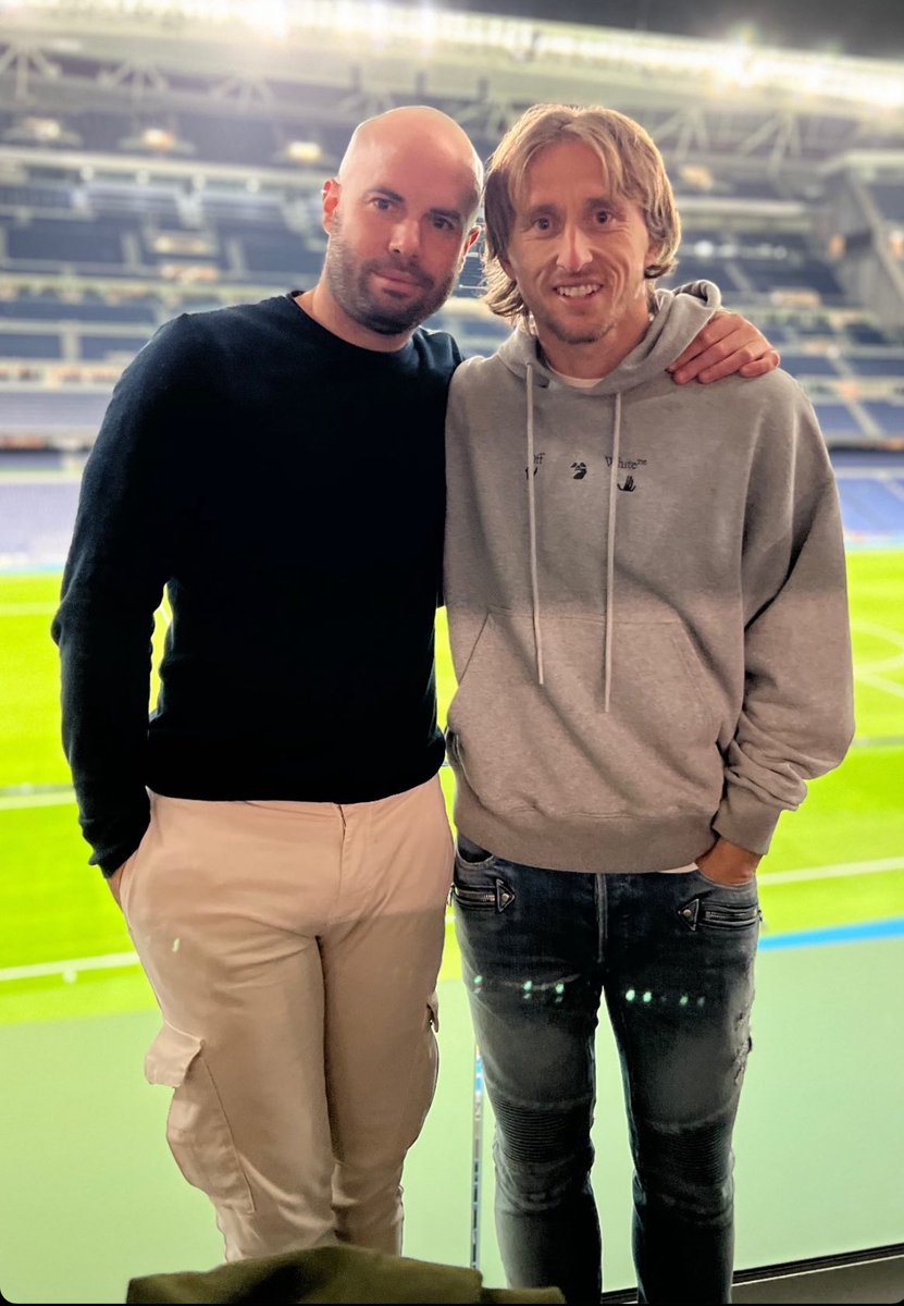 MadridismoreaI's tweet image. Luka Modric y Borja Couce 🤍