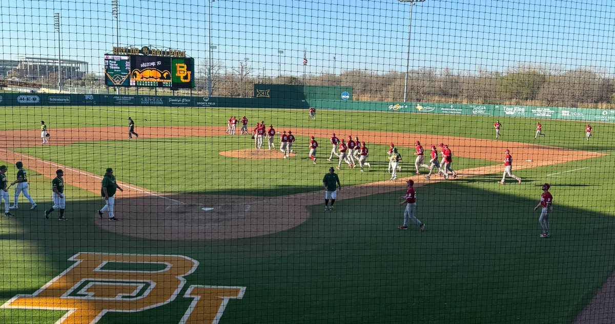 iubase.com tweet media