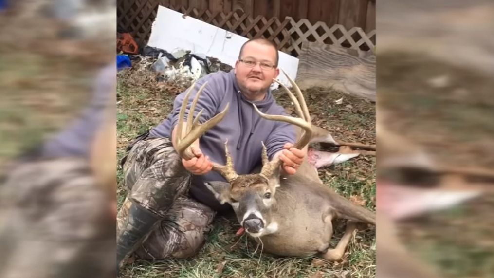 #Hunters posed as #NaturePhotographers to illegally take #deer zorz.it/42h0yGk | #MattGrowcoot #FakePhotographer #haunting #GroupOfPoachers #TrailCamera #WildlifePhotographers #illegal