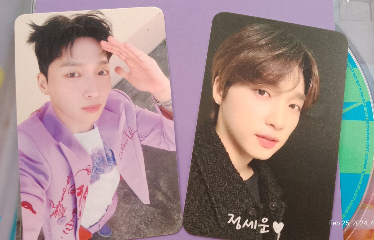 Diwoo17's tweet photo. Tuve que esperar mucho para tenerte pero al fin estás conmigo 🥰 súper feliz de poder adquirir mi primer álbum de @jeongsewoon_twt 🥺. ES HERMOSO!! 😭

#JEONGSEWOON #정세운 #행운 #Lucky #Quiz https://t.co/Zc0O3rWZD7