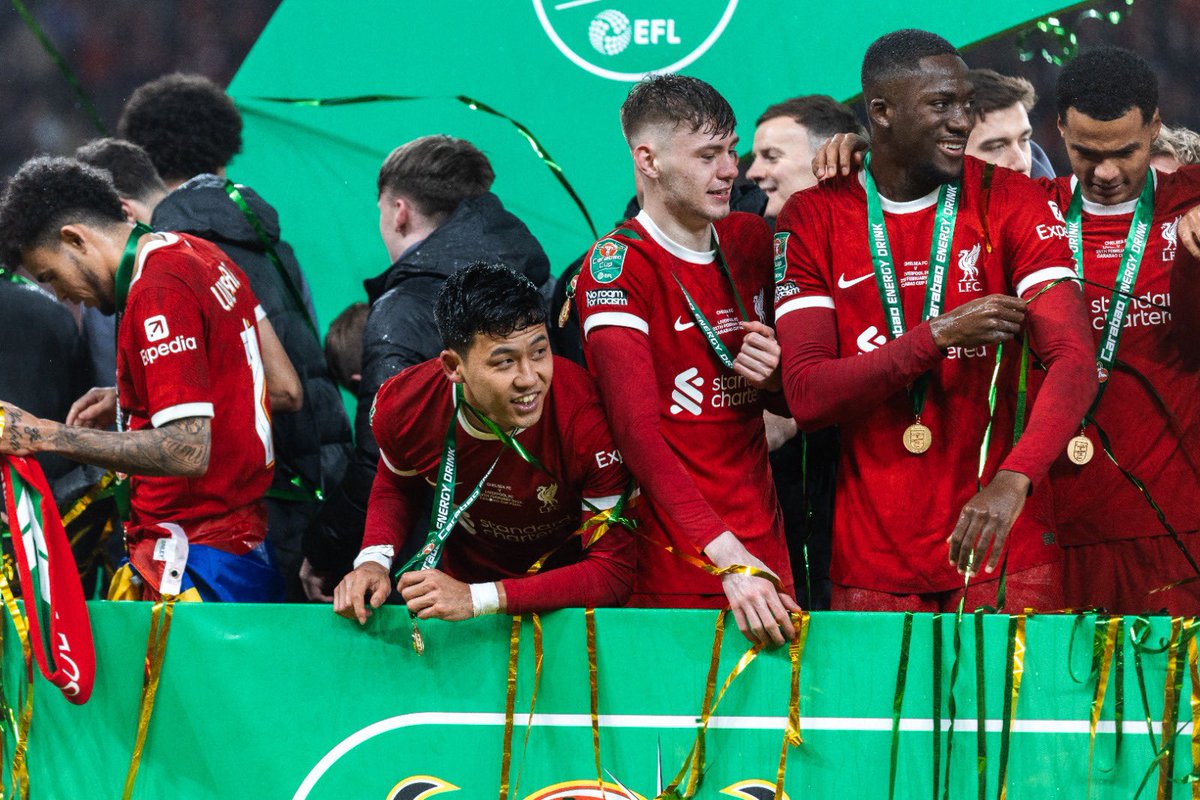 wataru0209's tweet image. WE ARE THE CARABAO CUP WINNERS 😁❤️
I’m so proud of this team 👏‼️

#CarabaoCupFinal #winners