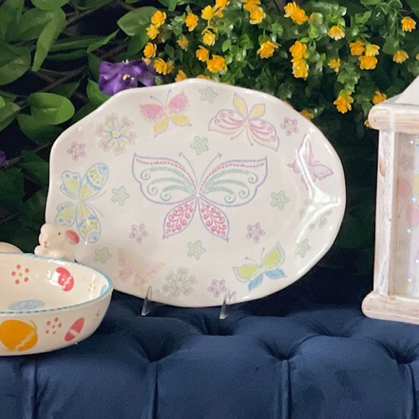 taratemptations's tweet photo. Enjoy 25% off existing All a Flutter items! xo, Tara https://t.co/vdeAy9r2Ew
#KitchenEssentials #BeautifulKitchen #Spring https://t.co/vuxiJN4asn