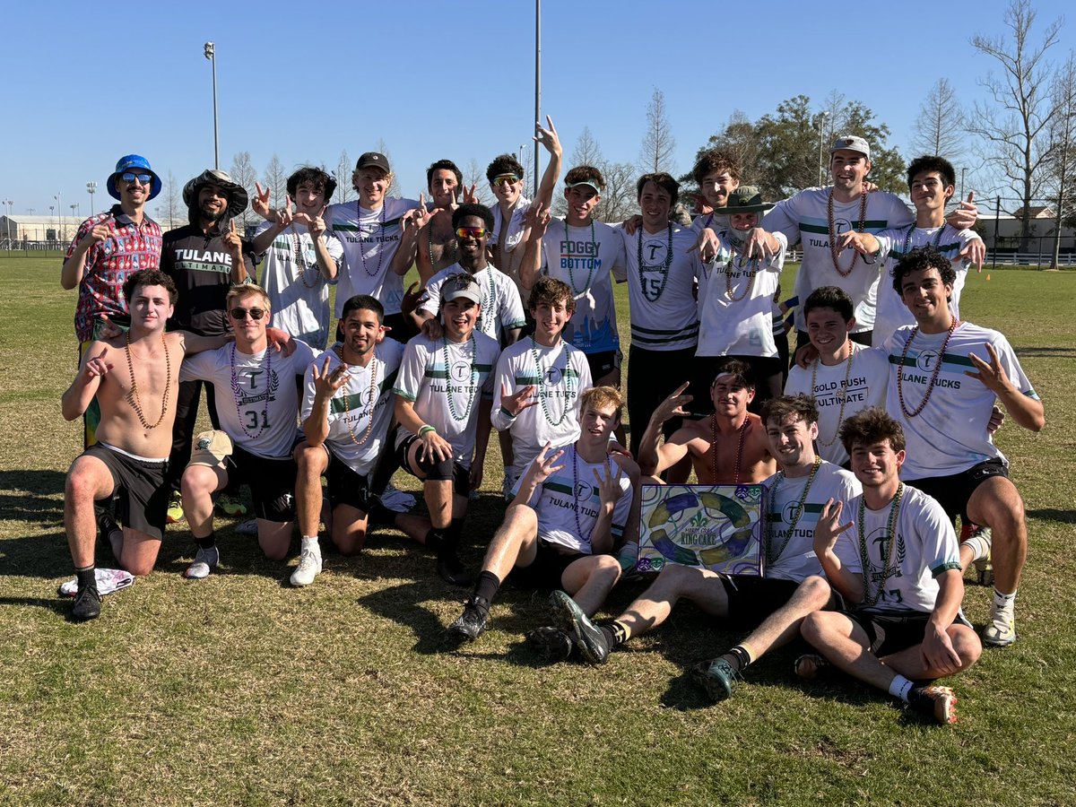 To the victors go the spoils! Congrats to <a href="/SirensWUltimate/">Sirens at UCF</a> and <a href="/TUultimate/">Tulane Tucks Ultimate</a> for taking home the king cake!