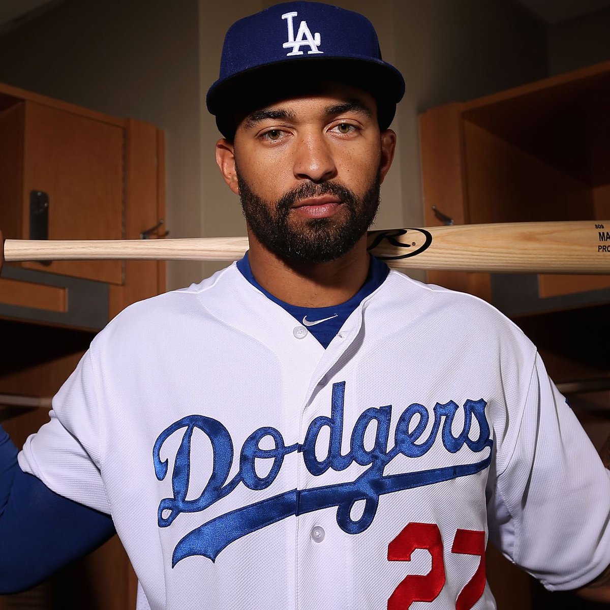 DMAC_LA's tweet photo. Matt Kemp was objectively robbed of the 2011 MVP. Not only did he have a better season than Ryan Braun. Braun tested positive for PEDs. 

HRs: 39 > 33 
RBI: 126 > 111 
SB: 40 > 33 
wRC+: 168 < 171 
bWAR: 8.0 > 7.7 
fWAR: 8.3 > 7.1 
oWAR: 8.7 > 7.5 https://t.co/1OAQFrQdZP