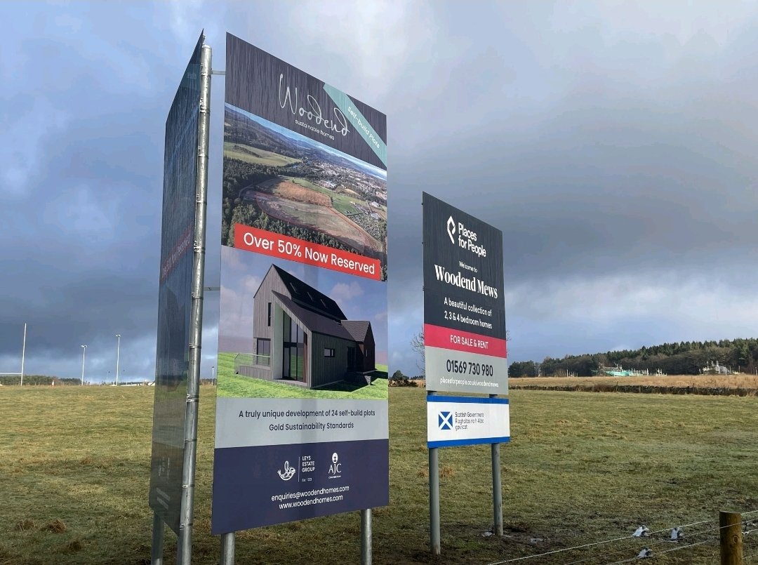 print_signage's tweet photo. Impressive signage printed in-house and installed for the Woodend Development on the
outskirts of Banchory. AJC Scotland are delivering the project in conjunction with Leys Estate Group &amp; Places for People.
#placesforpeople #ajcscotland #signage #aberdeen #leysestategroup https://t.co/1EhzldB6PN