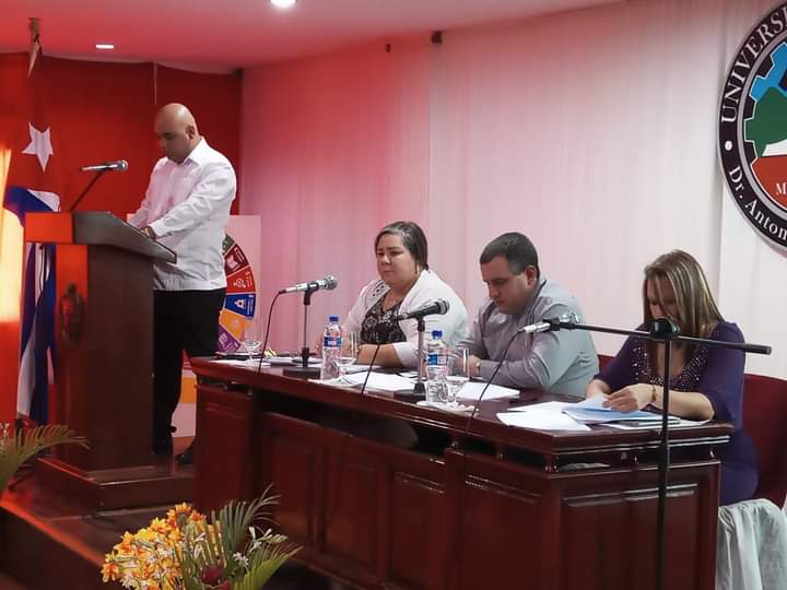 YadeDelaCruzFdz's tweet photo. Sesionó la asamblea del Poder Popular para evaluar dentro de sus principales temas las distorsiones que limitan un mejor funcionamiento de la misma y sus órganos en función de la atención del pueblo y en el impulso a los indicadores económicos del territorio. #PCCMoa https://t.co/g0rniRT8Iw