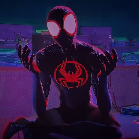 habitovin's tweet photo. anyone who doesn't like this suit has zero style https://t.co/6tapcOmIev