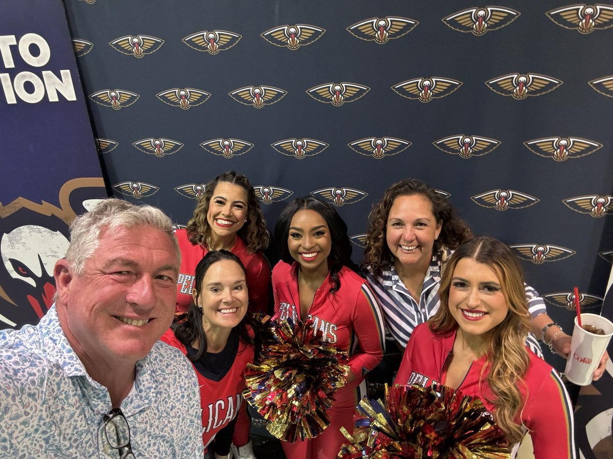 lisascalisa's tweet image. Fun day in New Orleans.  #pelicansgameday  Beat the Bulls!!