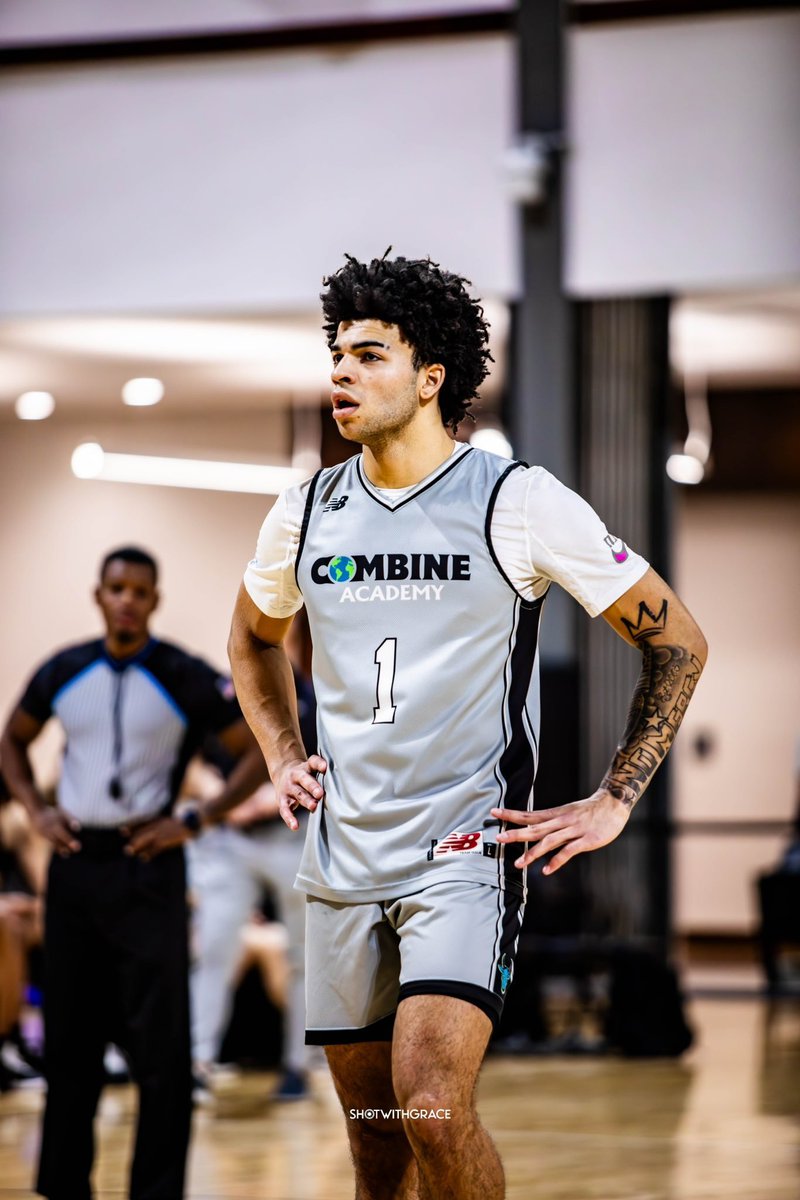 2024 guard/wing Jamil Miller out of Combine Academy tells me that he's picked up two recent offers:

USC Upstate
South Carolina State

Heavy interest from UC Riverside, Idaho, IUPUI, Northern Colorado, SIUE, +. 

Certainly one of the best '24's left on the board.