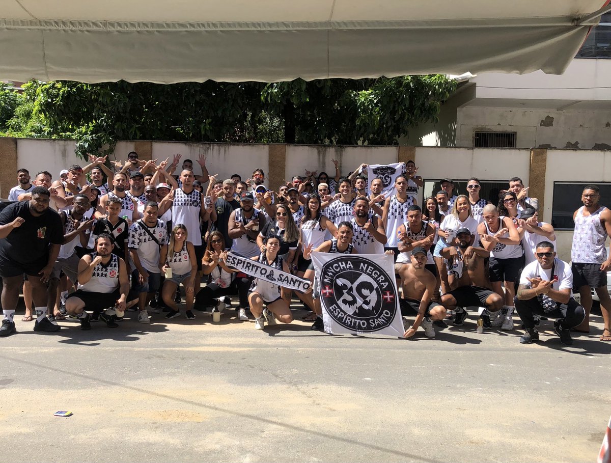 Prazer, 39° Distrito da Mancha Negra Vasco vulgo os manchas capixabas 👻 - Estádio Kleber Andrade