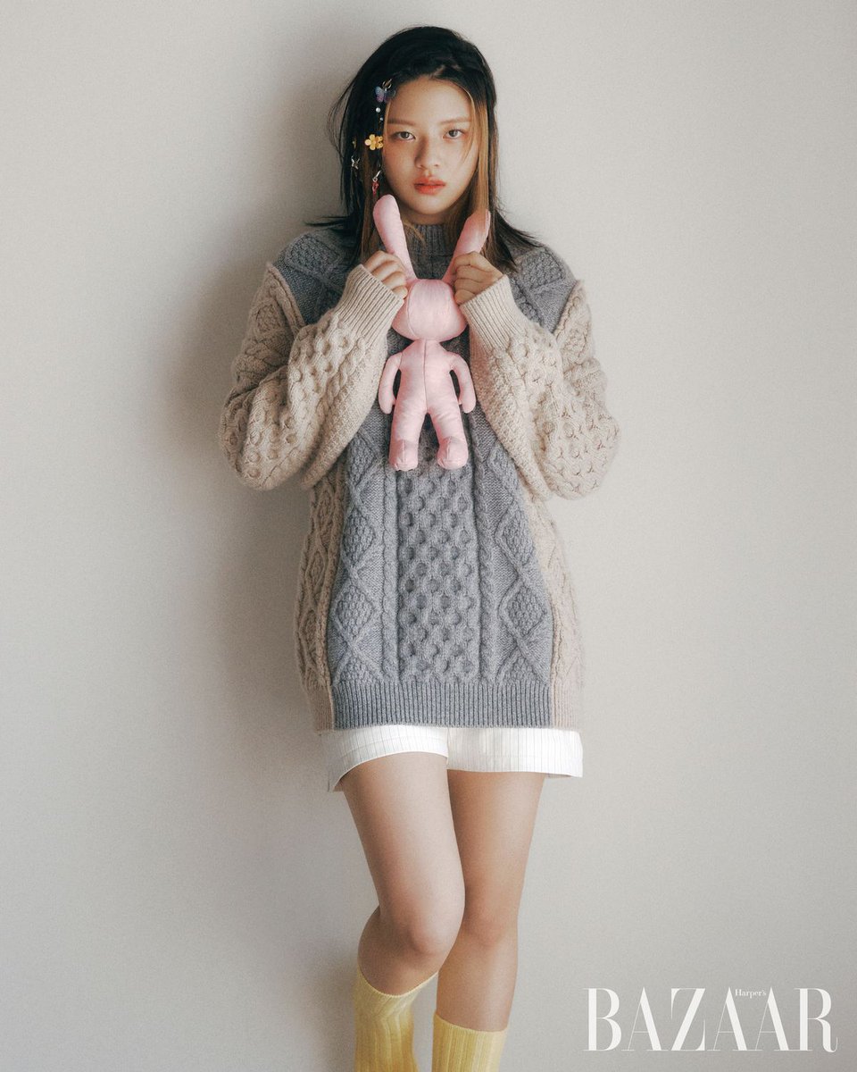 SubjectKpop's tweet photo. Jeongyeon x HARPER'S BAZAAR KOREA

https://t.co/4yy8W7lbcj

#TWICE #트와이스 @JYPETWICE https://t.co/VmpzY0Lu67