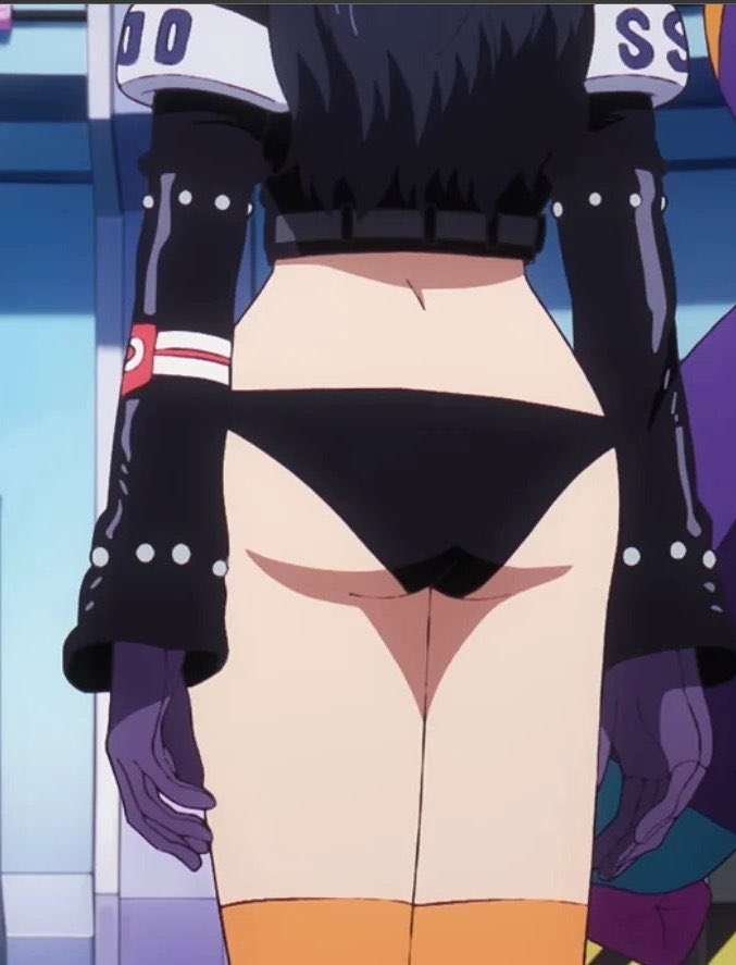 How is this even a #SeductiveSunday it’s just my outfit.