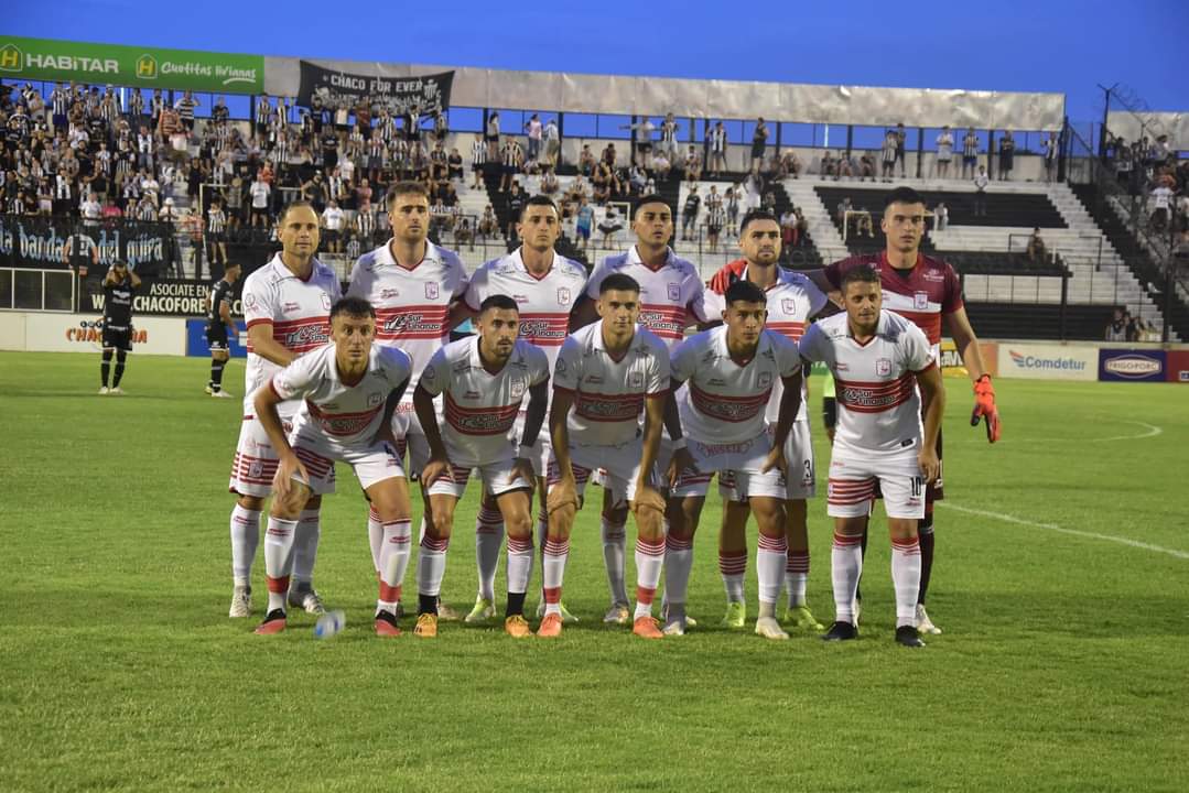 juntoalgallo's tweet photo. Final del partido...ganooo MOROOOONNNN!!!..

Morón 2 - 0 Chaco For Ever..

⚽ Berterame 
⚽ Bracamonte 

vamosss Moron carajooo!!!.. ⚪🔴⚪

#depmoron #moron #clubdeportivomoron #somoseloeste #juntoalgallo #ilusionintacta #PrimeraNacional #cdm #moronmoron #VamosGallo #Fecha4 🐔 https://t.co/CfC563JjLv