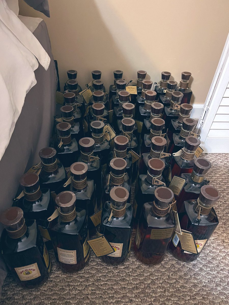 Subourbia tweet media