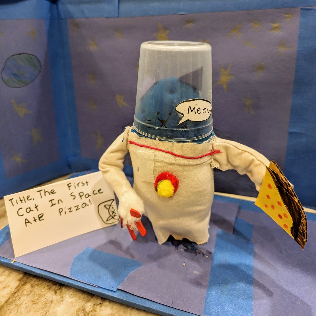 Rina Reads (@rinareads) on Twitter photo The kids are alright: school project was turning a potato into your favorite book character. (Thanks @macbarnett !) The kids are alright: school project was turning a potato into your favorite book character. (Thanks @macbarnett !)