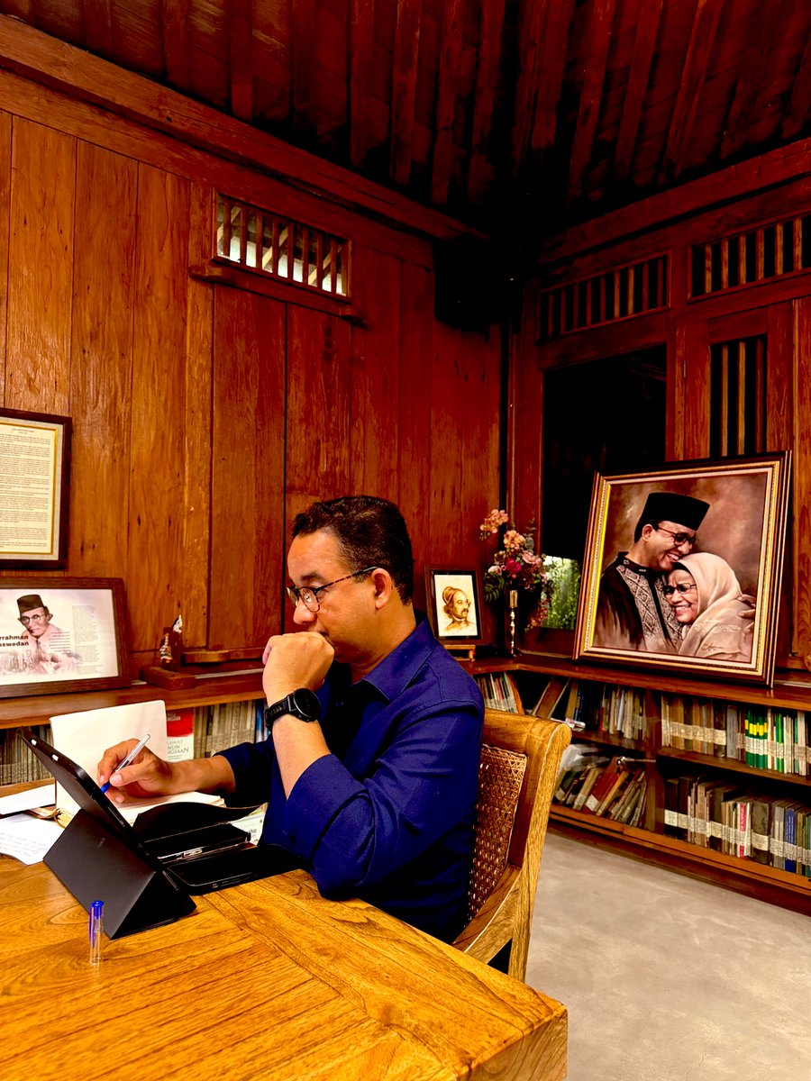 Selalu mencatat nama penanya, dan menyebutkanya saat menjawab, inilah adab #AnieSpace