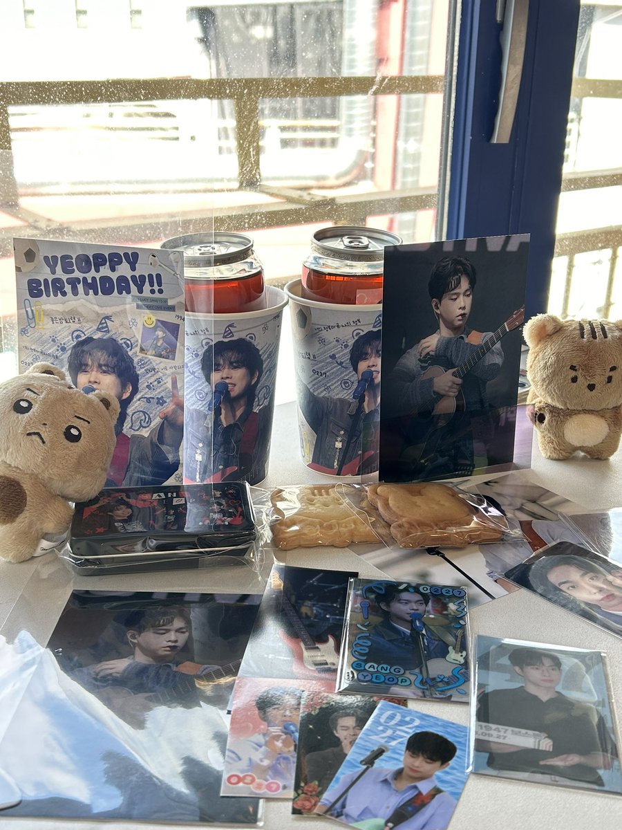 vmfhxls_'s tweet photo. #HAPPY_YEOPPY_BIRTHDAY
#상엽아_행복한_생일_보내렴_굳 
0226 씨스트 진짜 너무 이뻐요.
사방에 상엽이 천국💙 분위기 파랑파랑해서 더 상엽이랑 어울렷달까 쿠키특전도 넘 귀엽당 https://t.co/eZlPJYGtOi