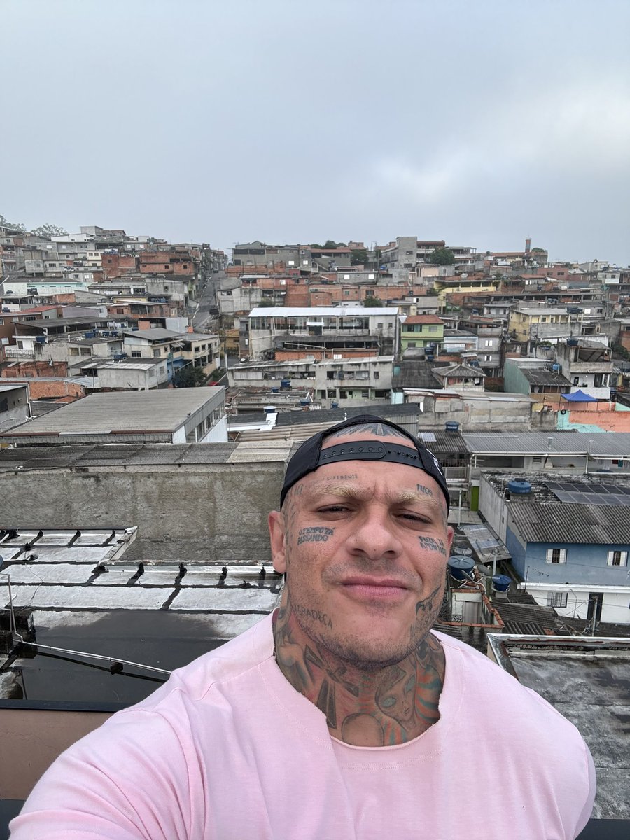 toguro's tweet photo. as vezes eu queria ser mais bonito , será que vamos ter uma outra vida ? pra poder ter chance https://t.co/wXJLu7jpGE