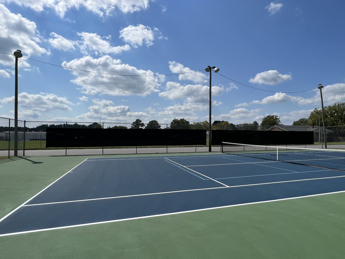 Come out this week to support Martin Tennis as we start the boys season! 

Monday HOME vs Currituck (3A)
Tuesday HOME vs Northeastern (2A)
Thursday AWAY @ Northeastern (2A)

Last year we made it to the State Championship, let’s see if we can follow it up this year in 2A!