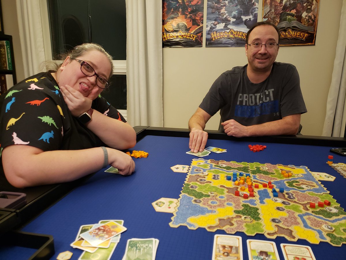 A lovely weekend of Kingdom Builder, Tyrants, Dwar7s Spring, and Tales from the Red Dragon Inn. @real_QueenGames @GaleForceNine @Vesuvius_Media @SlugFestGames